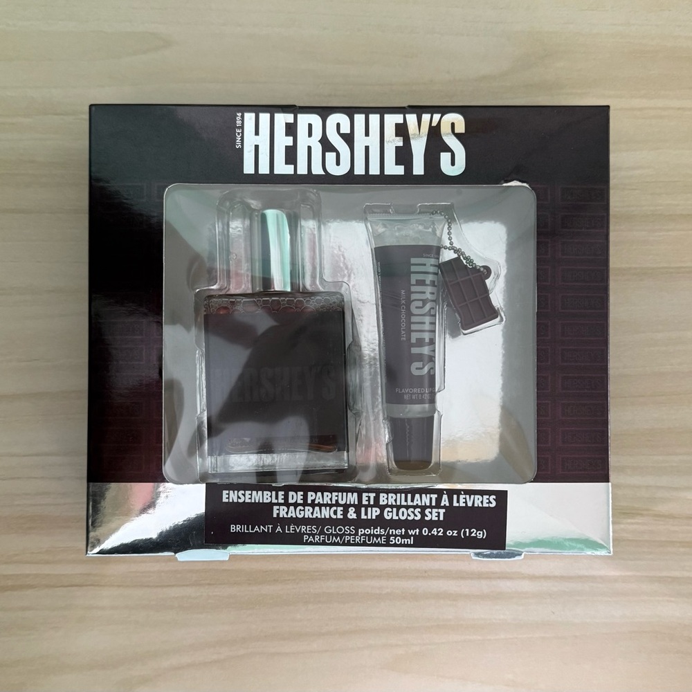 2/$40 - Hershey’s Beauty Set